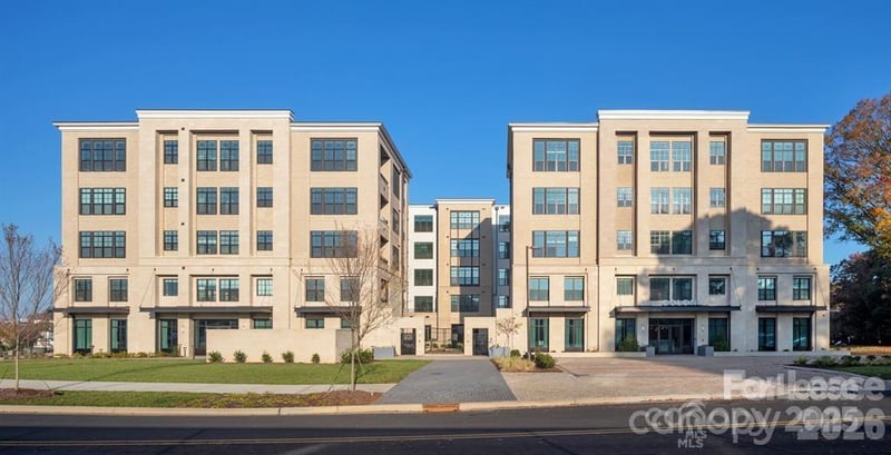 4220 Colony Plaza Drive Apt 11B, Charlotte, NC - 1 bed, 1 bath, 738 sqft - $1,849