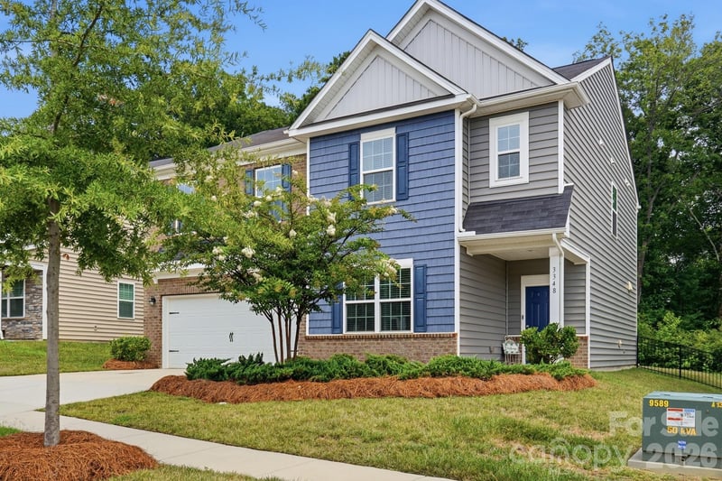 3348 Laurel Oak Lane, Gastonia, NC - 4 beds, 2.5 baths, 2,475 sqft - $425,000