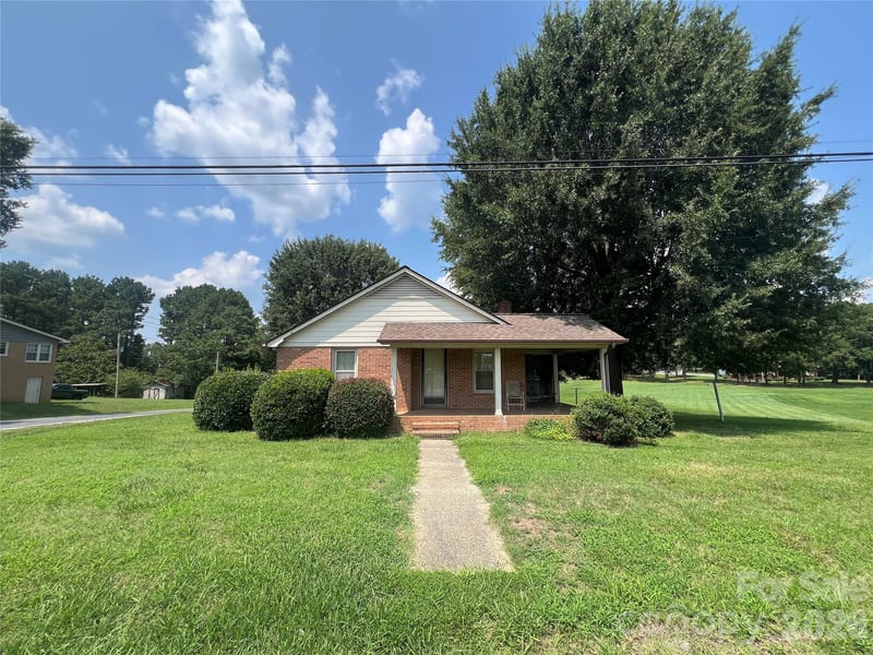 28331 Canton Road, Albemarle, NC - 3 beds, 2 baths, 1,563 sqft - $299,999
