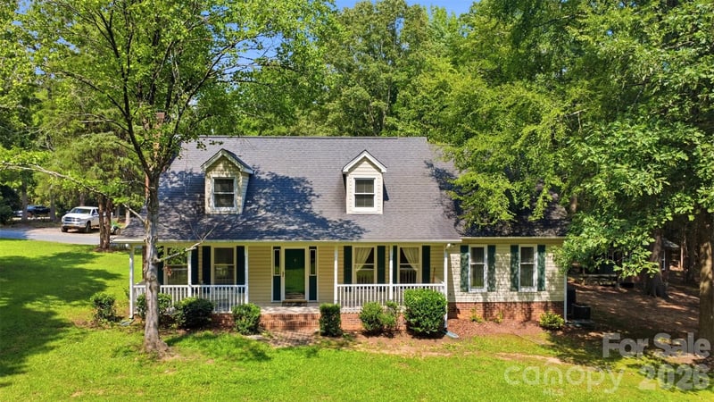 6707 S Providence Road, Waxhaw, NC - 3 beds, 2 baths, 2,253 sqft - $629,000