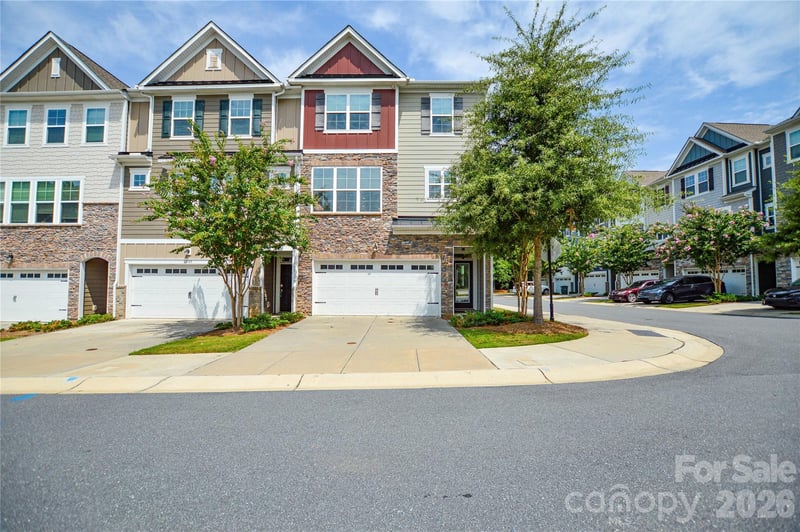 12104 Ardrey Park Drive, Charlotte, NC - 4 beds, 3.5 baths, 2,622 sqft - $559,000