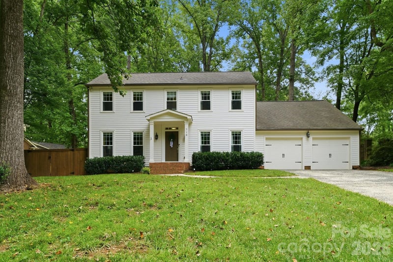 718 Ashmeade Road, Charlotte, NC - 4 beds, 2.5 baths, 2,365 sqft - $925,000