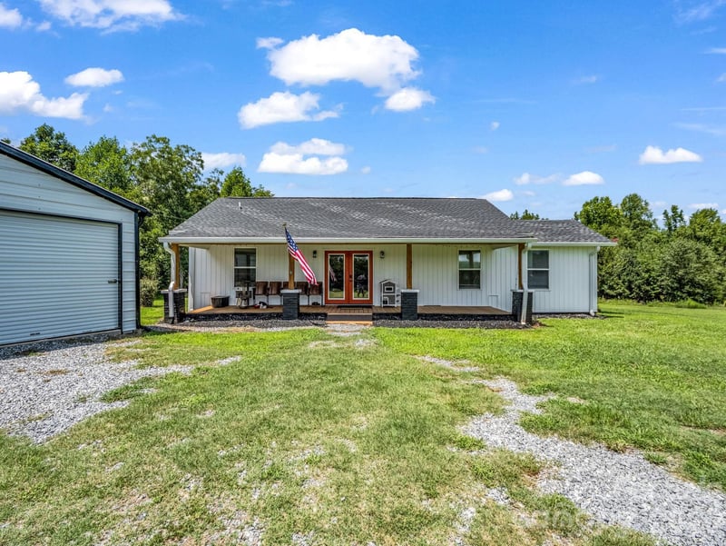 605 Hollis Road, Ellenboro, NC - 3 beds, 2 baths, 1,464 sqft - $369,900