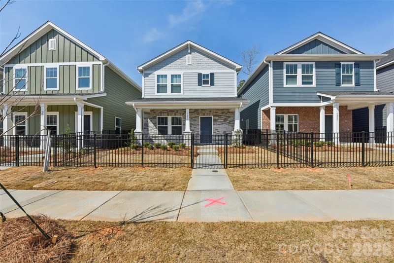 4328 Tintagel Lane, Gastonia, NC - 3 beds, 2.5 baths, 1,633 sqft - $380,490