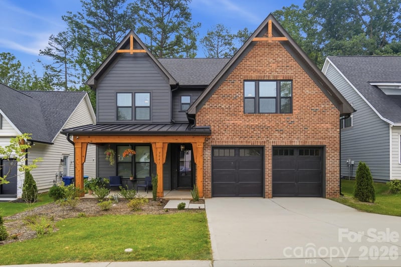 3041 Kinger Lane, Matthews, NC - 4 beds, 3.5 baths, 3,198 sqft - $775,000