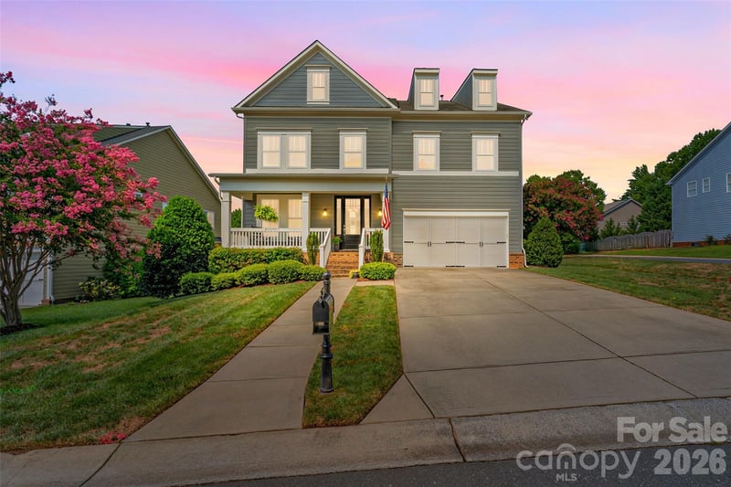 11534 Fernleigh Place, Fort Mill, SC - 4 beds, 3.5 baths, 3,327 sqft - $665,000