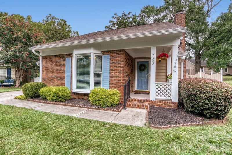 7333 Carrbridge Lane, Charlotte, NC - 3 beds, 2 baths, 1,285 sqft - $410,000