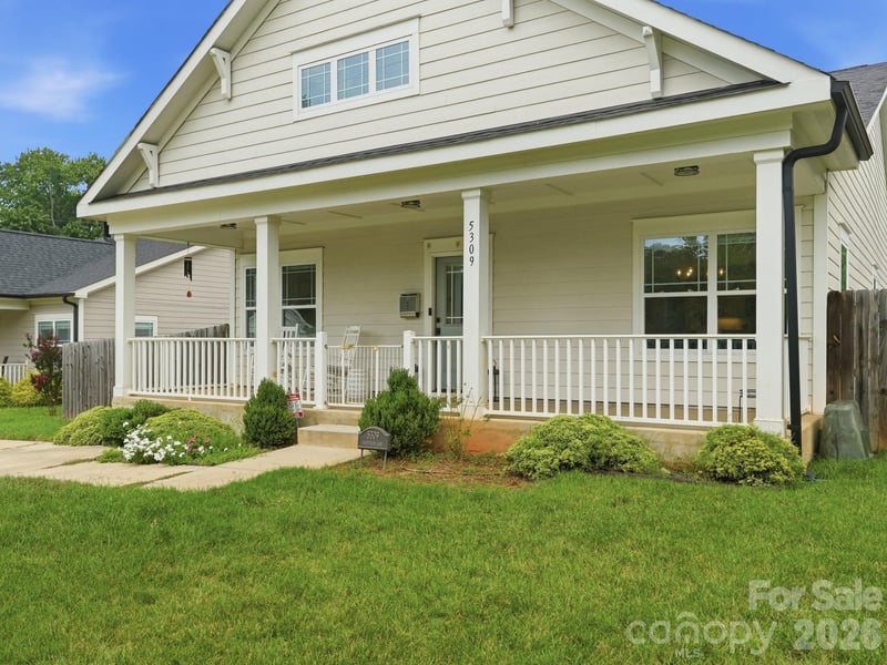 5309 Tarrywood Lane, Charlotte, NC - 3 beds, 2 baths, 1,829 sqft - $610,000
