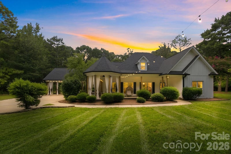 9544 Brief Road, Mint Hill, NC - 3 beds, 5 baths, 2,883 sqft - $1,485,000