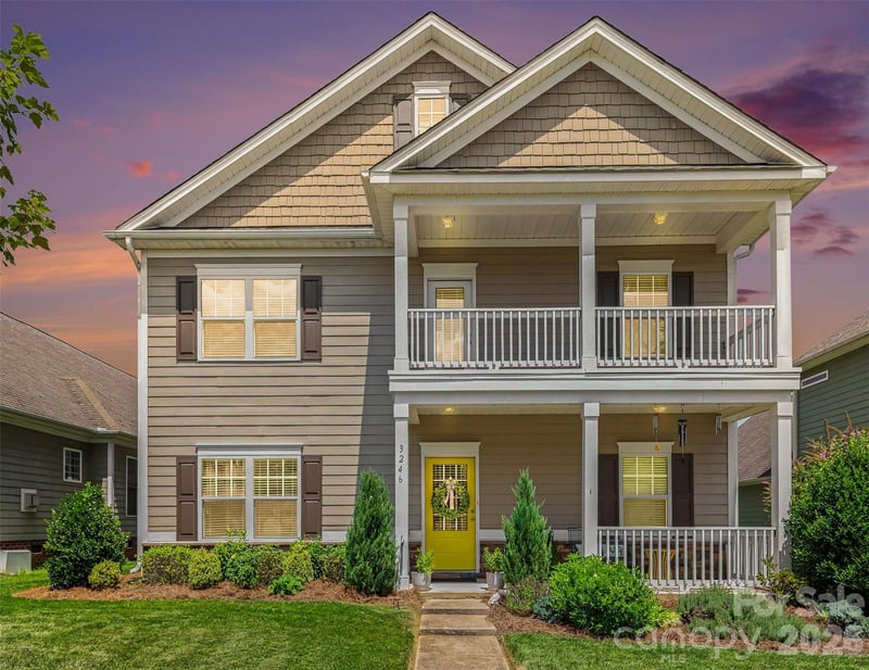 3246 Lock Erne Avenue, Kannapolis, NC - 4 beds, 2.5 baths, 2,595 sqft - $469,900