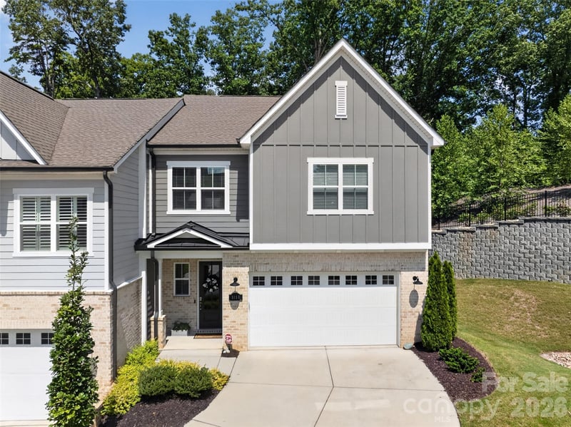 3135 Everly Enclave Way, Charlotte, NC - 3 beds, 2.5 baths, 2,366 sqft - $775,000