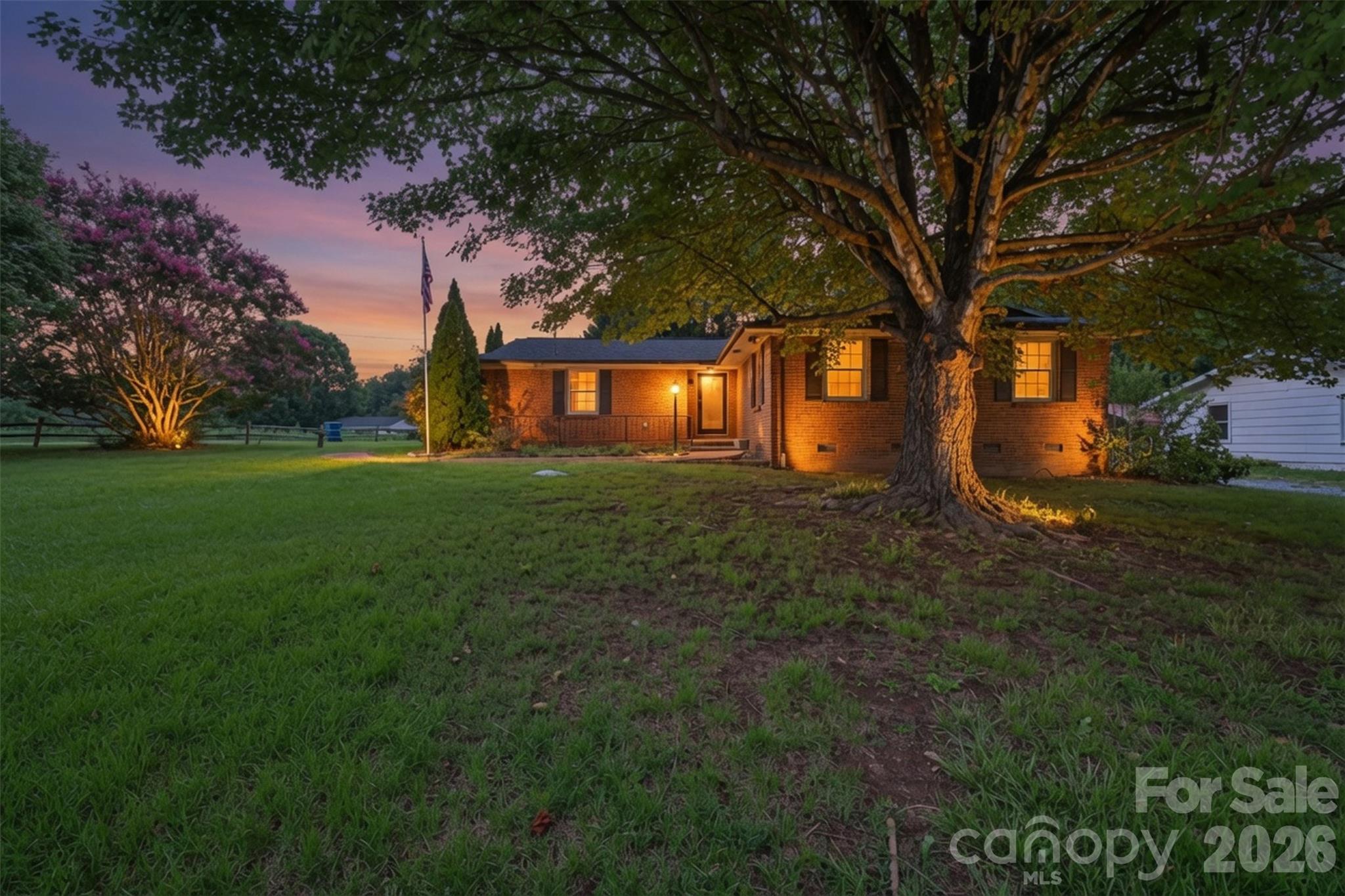 2111 24th Street NE, Hickory, NC. property listing photo