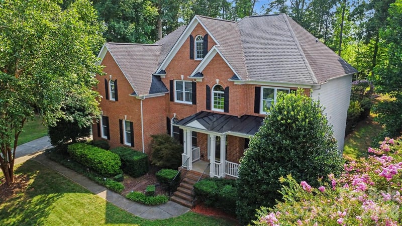 1208 High Brook Drive, Waxhaw, NC - 5 beds, 3 baths, 3,202 sqft - $724,900