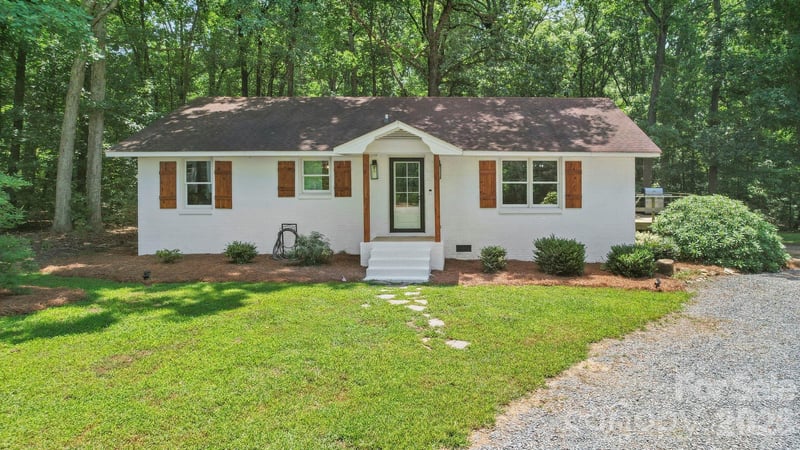 6214 New Salem Road, Marshville, NC - 3 beds, 2 baths, 1,307 sqft - $470,000