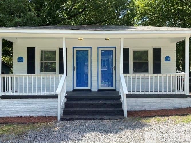 3128/3130 Ridge Avenue, Charlotte, NC - 2 beds, 1 bath, 750 sqft - $1,350