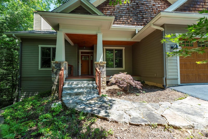 416 Ivy Road, Black Mountain, NC - 4 beds, 3.5 baths, 2,933 sqft - $925,000