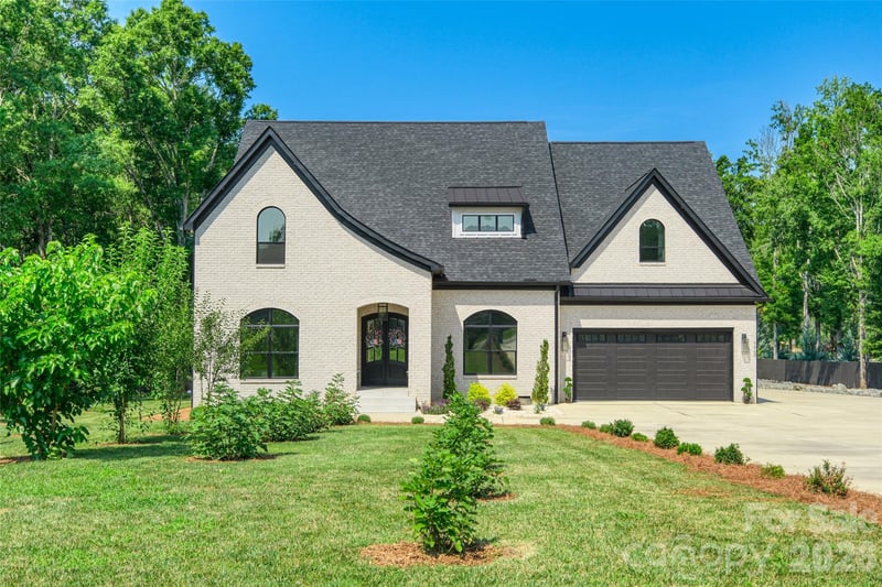 6905 W Duncan Road, Indian Trail, NC - 3 beds, 4.5 baths, 5,058 sqft - $2,130,000