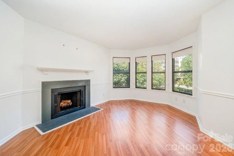 216 S Clarkson Street E, Charlotte, NC - 2 beds, 1.5 baths, 1,047 sqft - $250,000