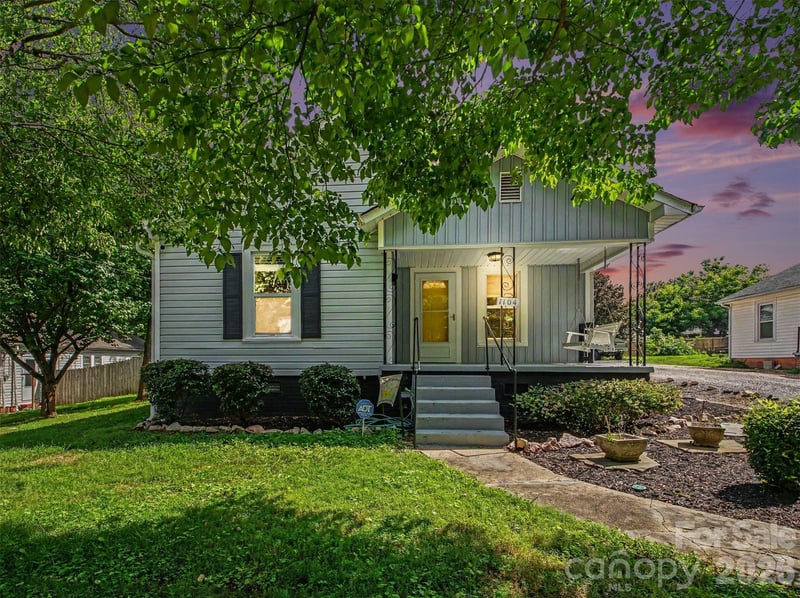 1104 Venus Street Apt 19, Kannapolis, NC - 3 beds, 2 baths, 1,369 sqft - $287,500