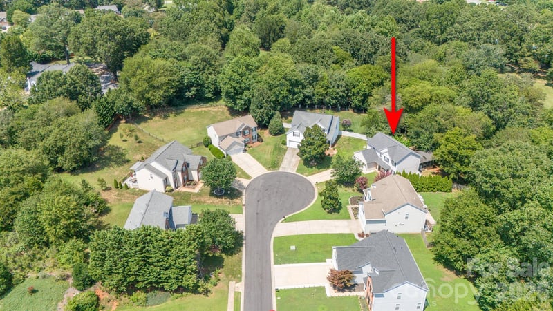 13316 Emerald Branch Lane, Charlotte, NC - 4 beds, 2.5 baths, 2,115 sqft - $425,000