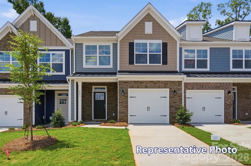 4370 Black Court, Harrisburg, NC - 3 beds, 2.5 baths, 1,816 sqft - $379,990