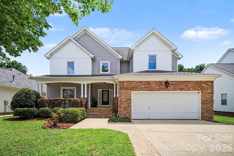 11511 Innes Court, Charlotte, NC - 4 beds, 3 baths, 2,431 sqft - $669,000