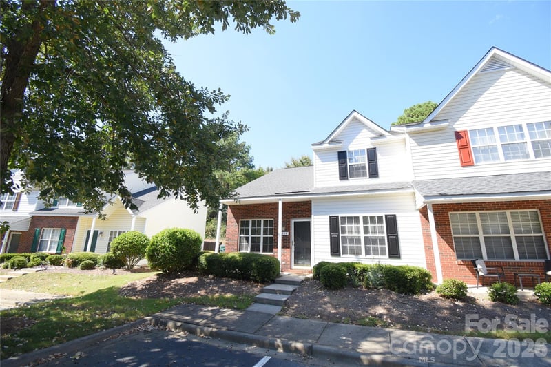 1814 Birch Heights Court, Charlotte, NC - 3 beds, 2 baths, 1,360 sqft - $249,000