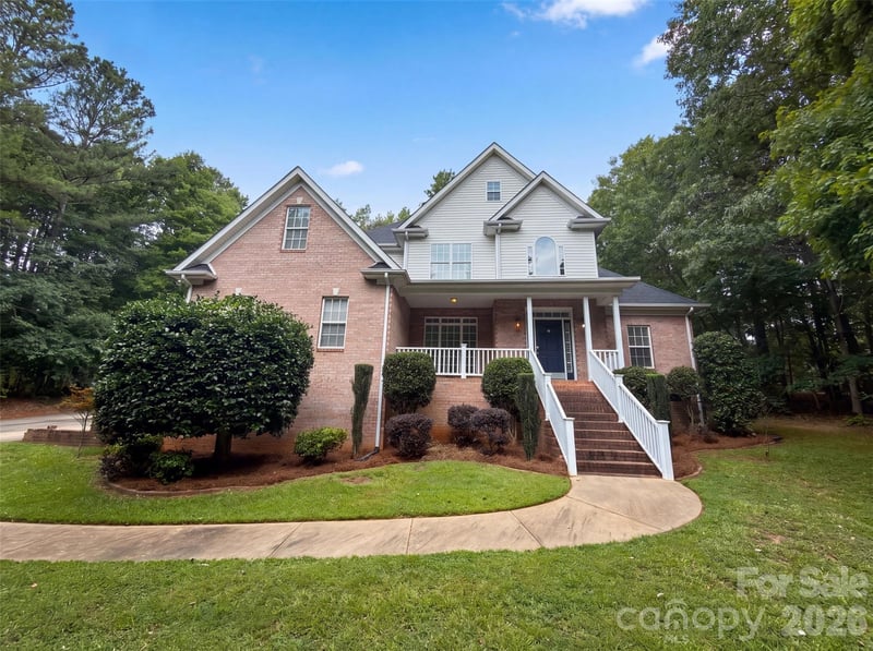 4528 Ferguson Circle, Waxhaw, NC - 4 beds, 3 baths, 2,477 sqft - $570,000