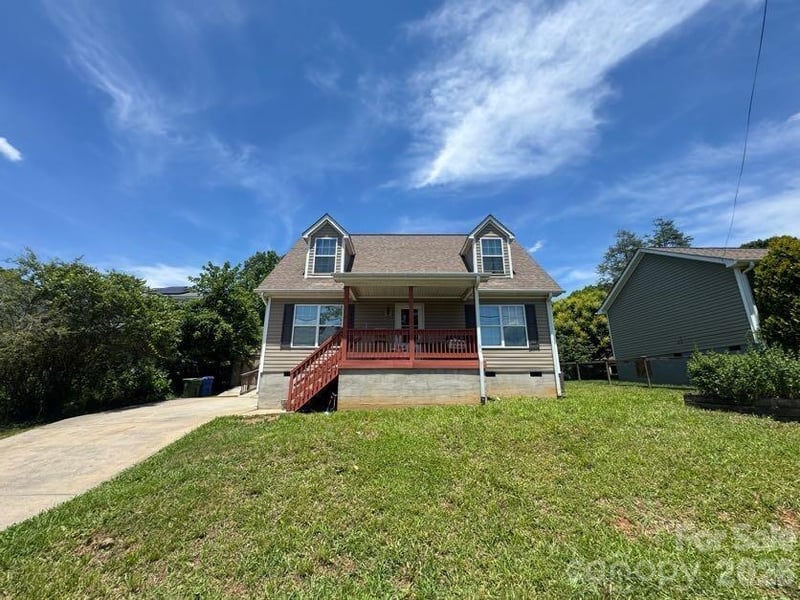 124 Oakland Road, Asheville, NC - 3 beds, 2 baths, 1,576 sqft - $275,000