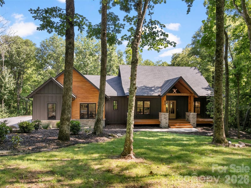 80 Maple Grove Court, Hendersonville, NC - 4 beds, 3.5 baths, 5,178 sqft - $1,625,000
