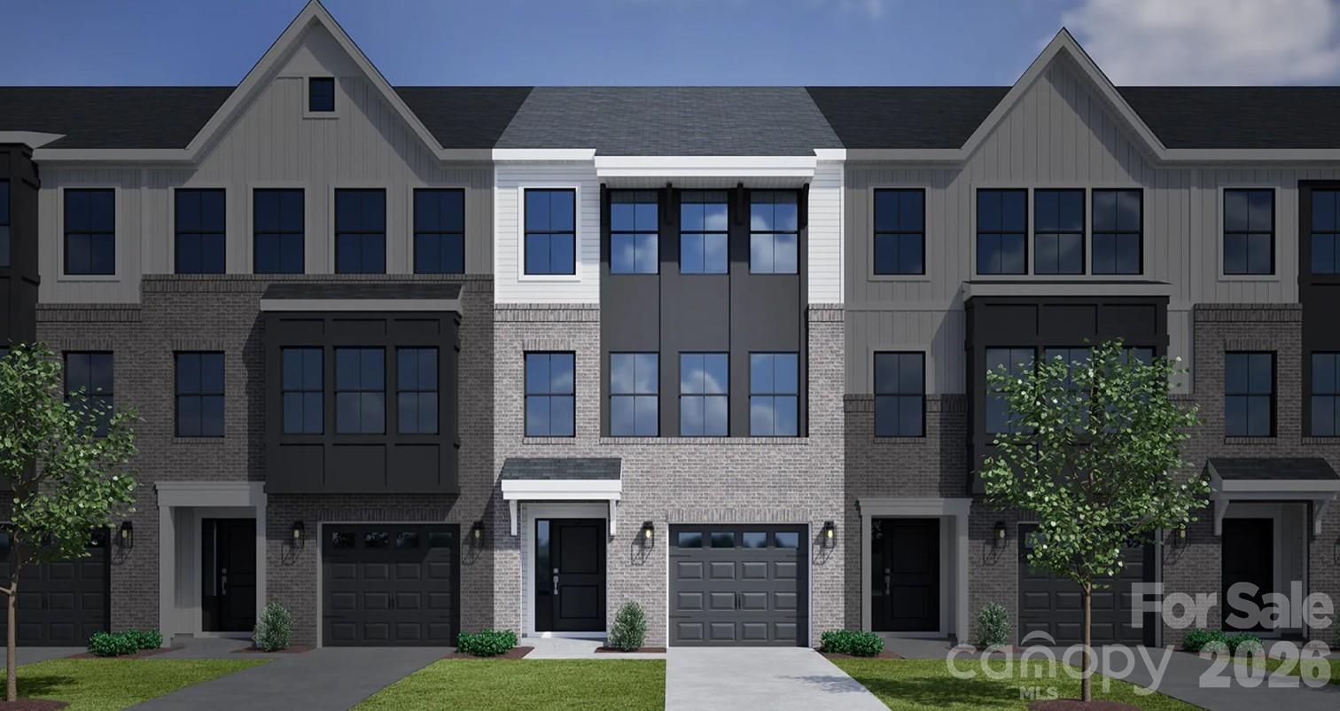 7429 Mashburn Dr, Charlotte, NC 28269. property listing photo