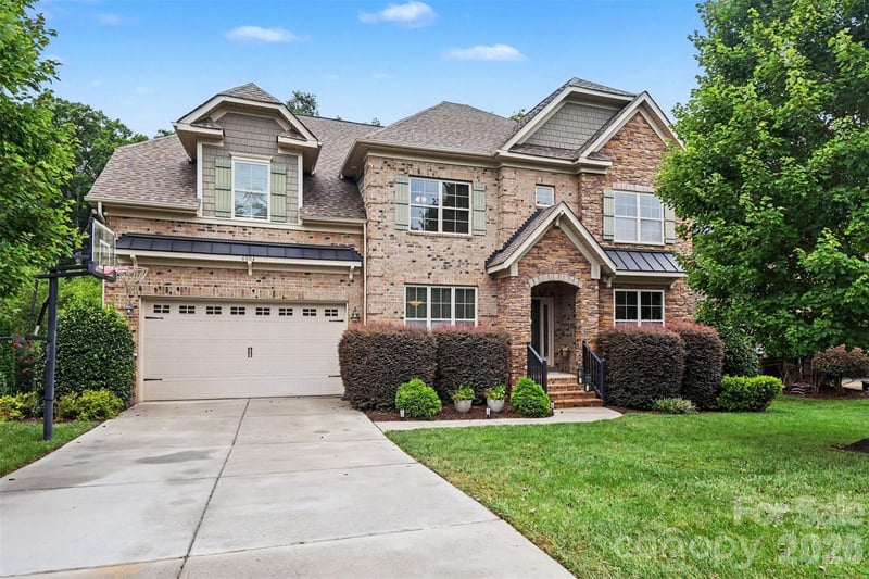 4004 Widgeon Way, Waxhaw, NC - 7 beds, 5.5 baths, 5,829 sqft - $1,100,000