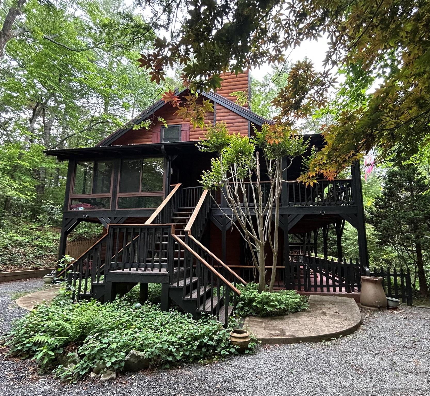 696 Top Of The Mountain Road, Hendersonville, NC. property listing photo