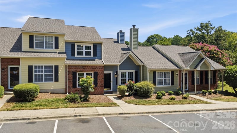 9014 Four Mile Creek Road, Charlotte, NC - 3 beds, 2 baths, 1,371 sqft - $321,500