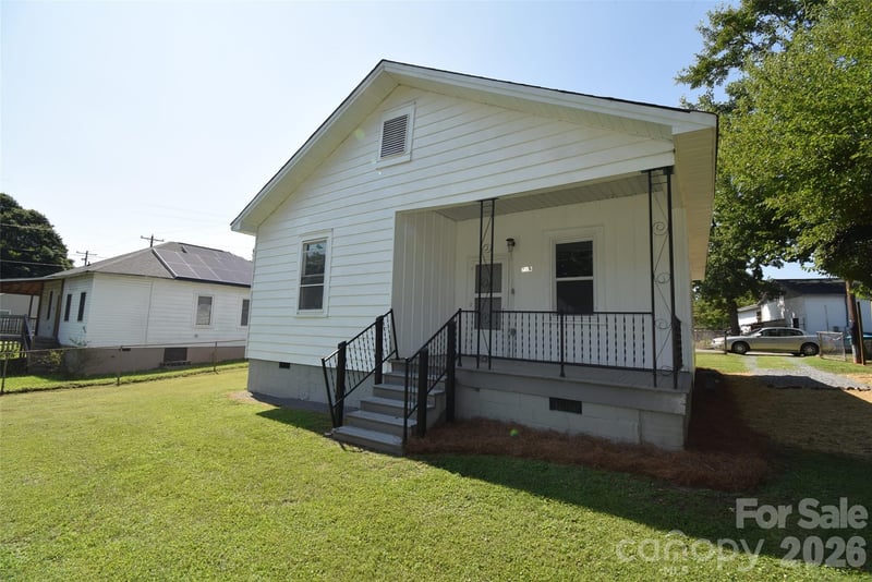 714 A Street, Bessemer City, NC - 2 beds, 1 bath, 1,053 sqft - $152,500
