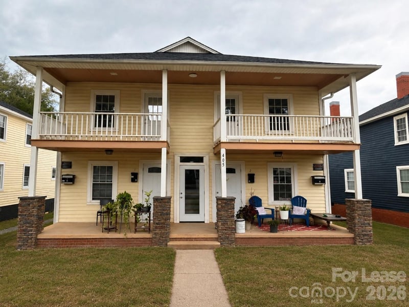 405 Orange Street Apt 4, Charlotte, NC - 2 beds, 1 bath, 832 sqft - $1,245