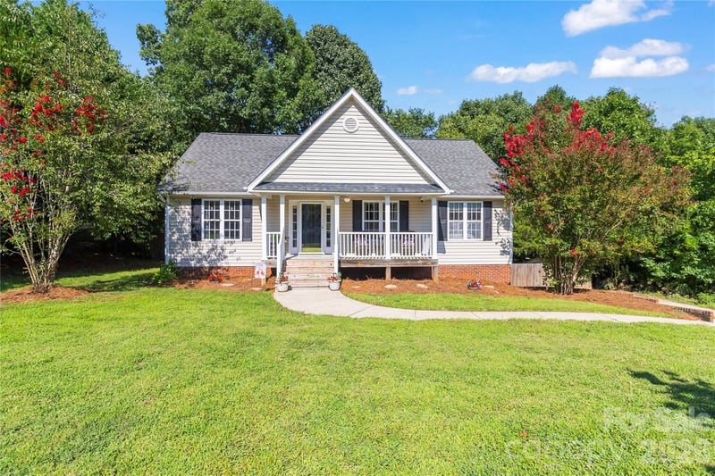 200 Autumn Woods Boulevard, Mount Holly, NC - 3 beds, 3 baths, 1,967 sqft - $399,900