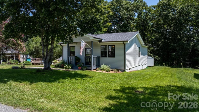 244 Holly Street, Hudson, NC - 3 beds, 2 baths, 1,200 sqft - $249,900