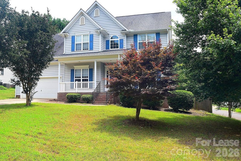 2941 Glen Summit Drive, Charlotte, NC - 4 beds, 2.5 baths, 2,220 sqft - $2,800