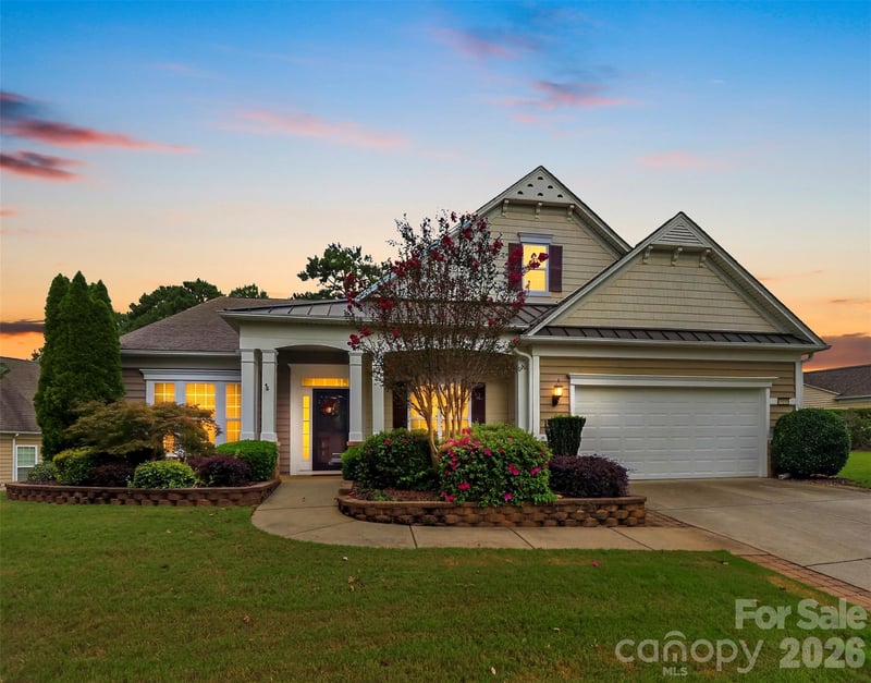 49108 Gladiolus Street, Fort Mill, SC - 3 beds, 3.5 baths, 2,820 sqft - $689,900