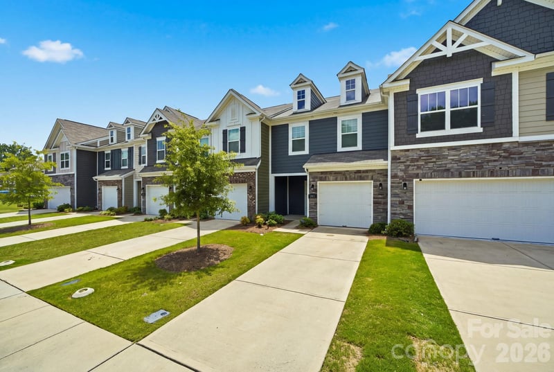 235 Quinn Road, Matthews, NC - 3 beds, 2.5 baths, 1,611 sqft - $350,000