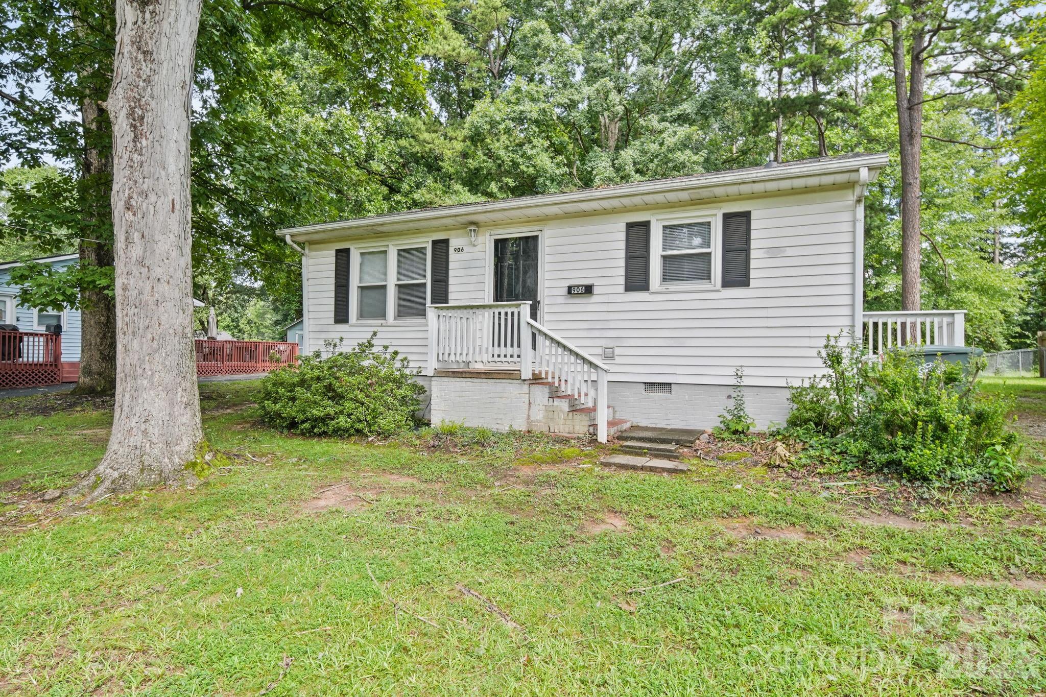 906 E 10th Avenue Apt 5, Gastonia, NC. property listing photo