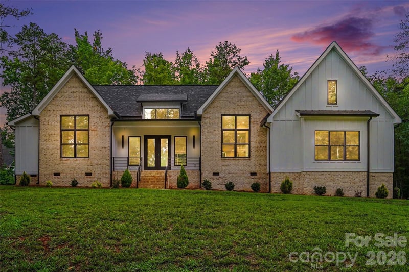 4808 Rockwood Drive, Waxhaw, NC - 3 beds, 3.5 baths, 3,081 sqft - $850,000
