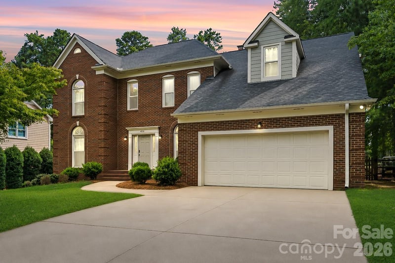 4519 Crownvista Drive, Charlotte, NC - 5 beds, 2.5 baths, 3,193 sqft - $665,000