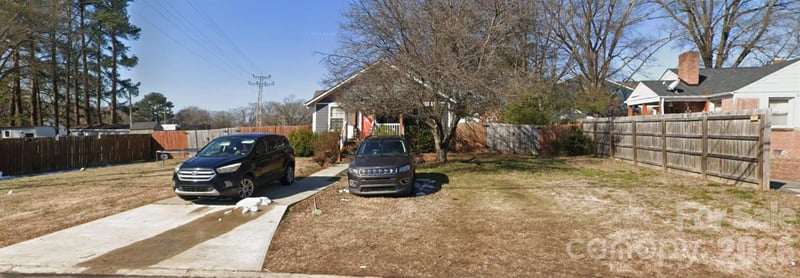 1104 Poston Circle, Gastonia, NC - 3 beds, 2.5 baths, 1,598 sqft - $260,000