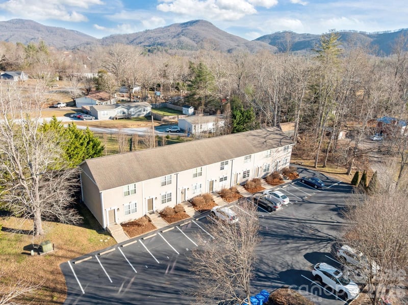 4 Meadow Glen Drive, Fletcher, NC - 2 beds, 1.5 baths, 1,070 sqft - $239,000