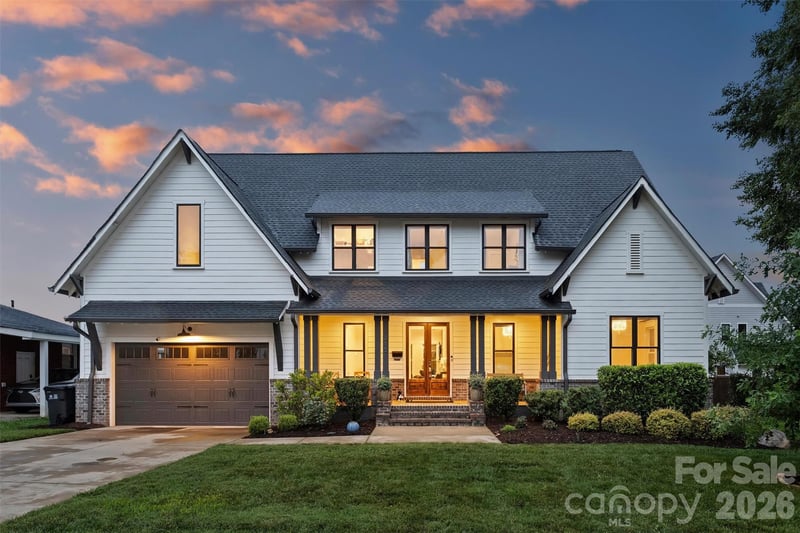 215 Hartford Avenue, Charlotte, NC - 4 beds, 4.5 baths, 3,532 sqft - $2,100,000