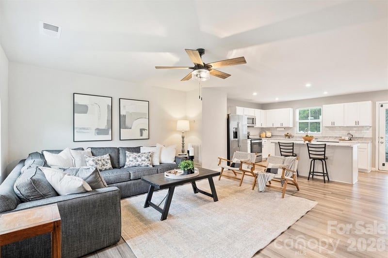 7016 Ludell Lane, Charlotte, NC - 4 beds, 2.5 baths, 1,908 sqft - $380,000
