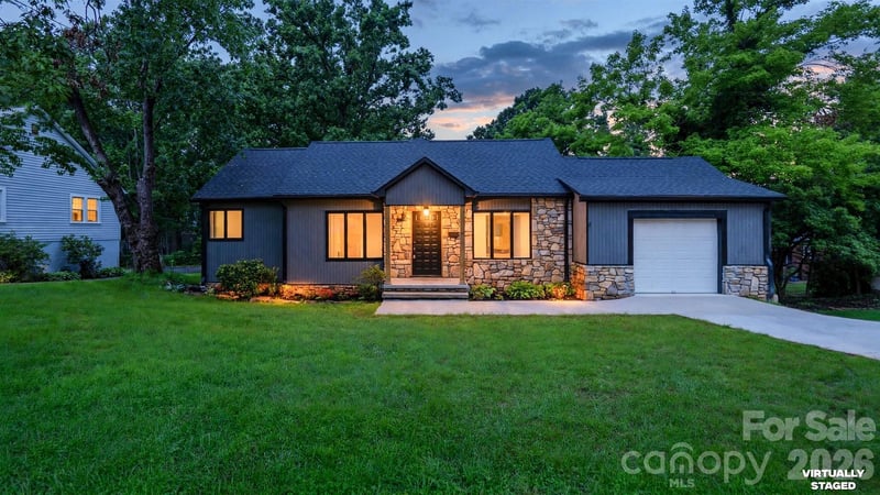 102 FALLS Street, Morganton, NC - 4 beds, 3 baths, 2,851 sqft - $545,000