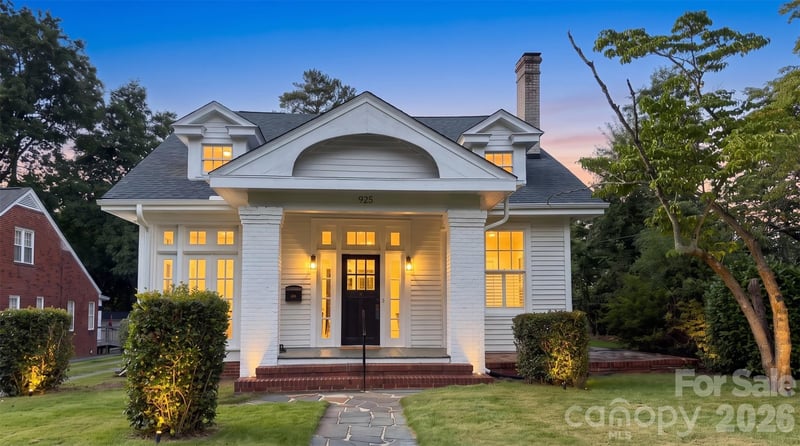 925 E Main Street, Albemarle, NC - 4 beds, 2 baths, 2,905 sqft - $359,000